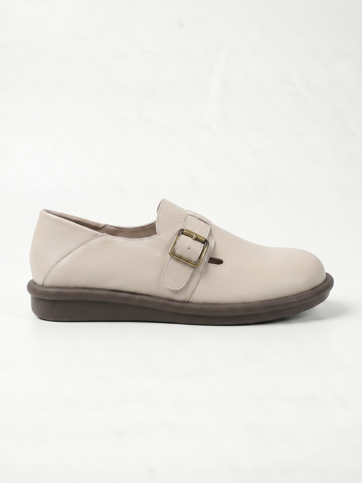 #color_cream white