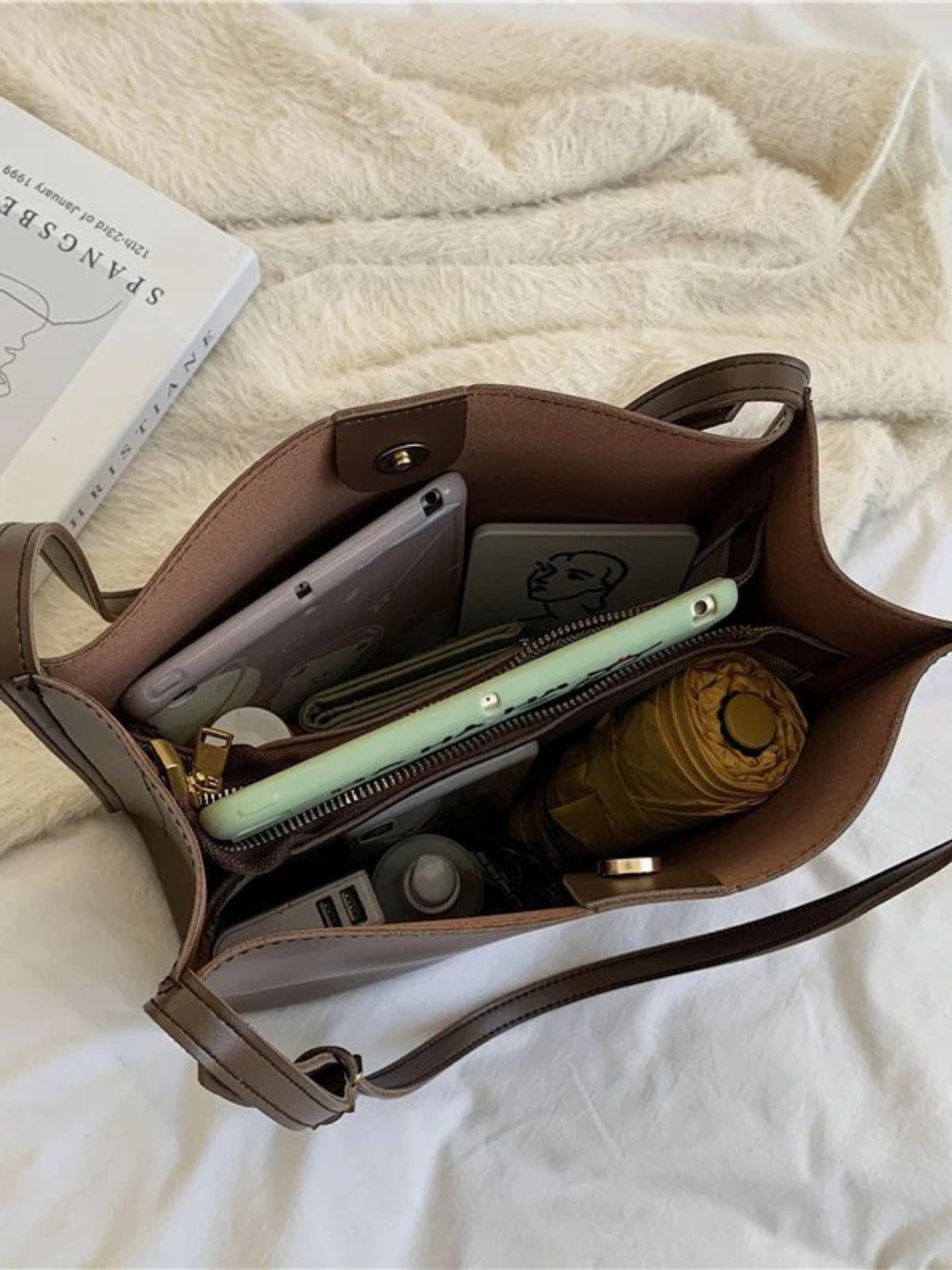 Arya Daily Vegan Leather Tote Bag