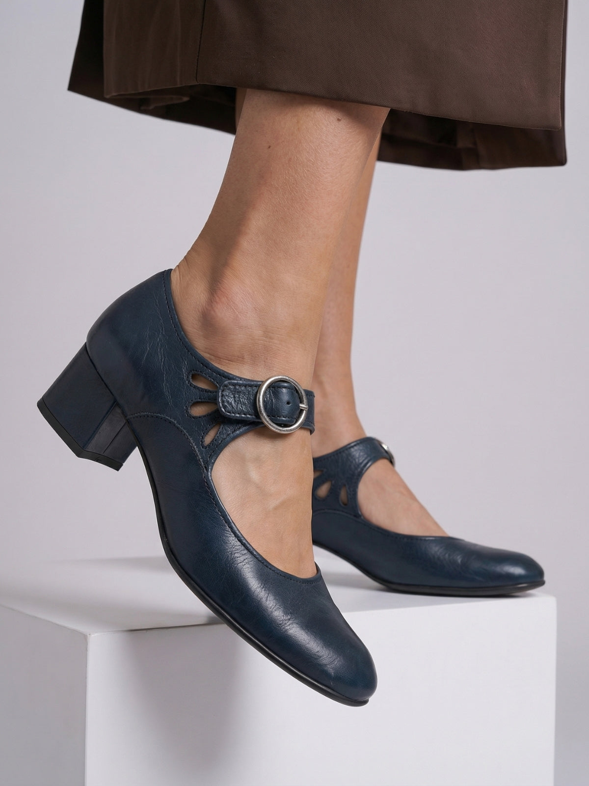 #color_navy blue