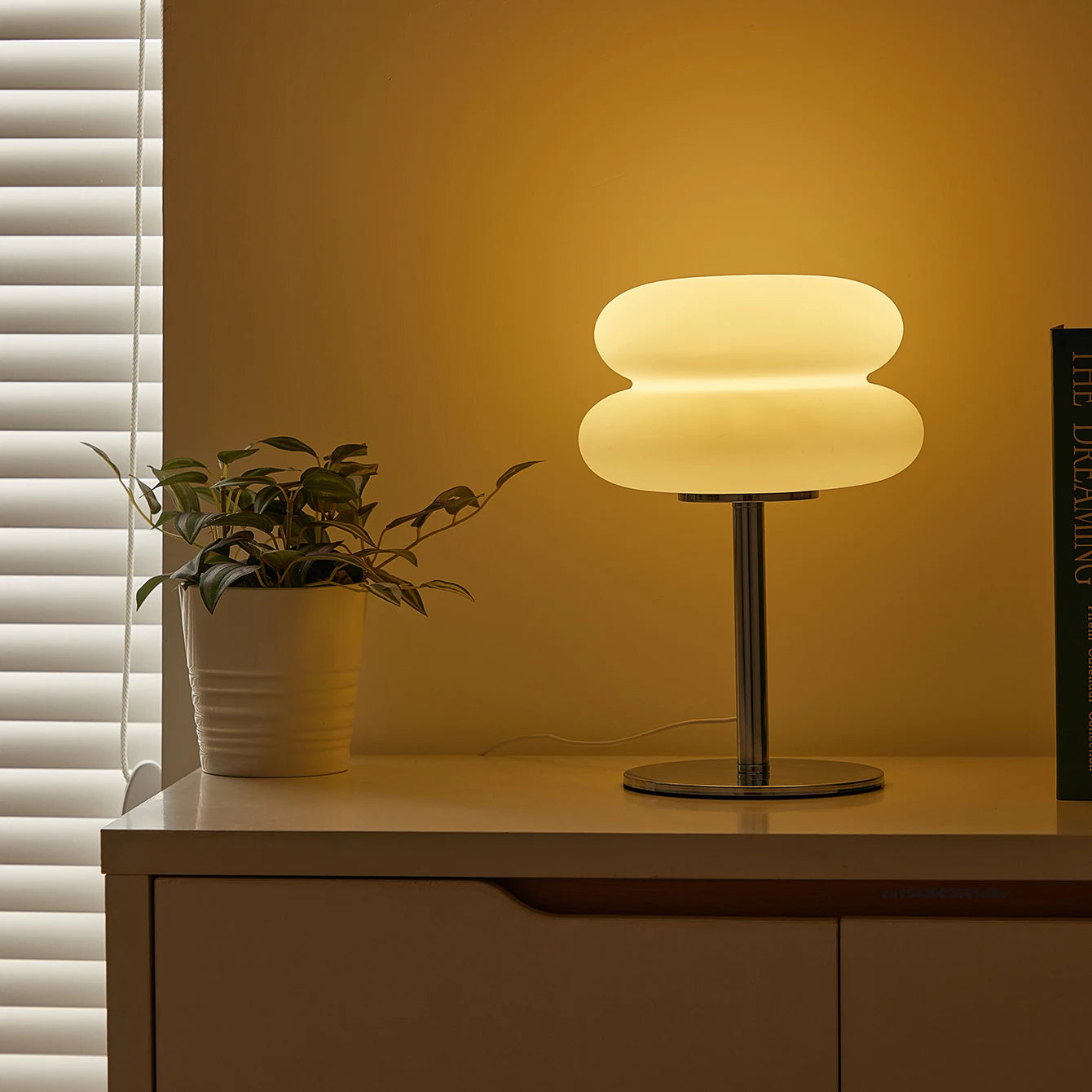 Dimmable Stacked Dome USB Table Lamp