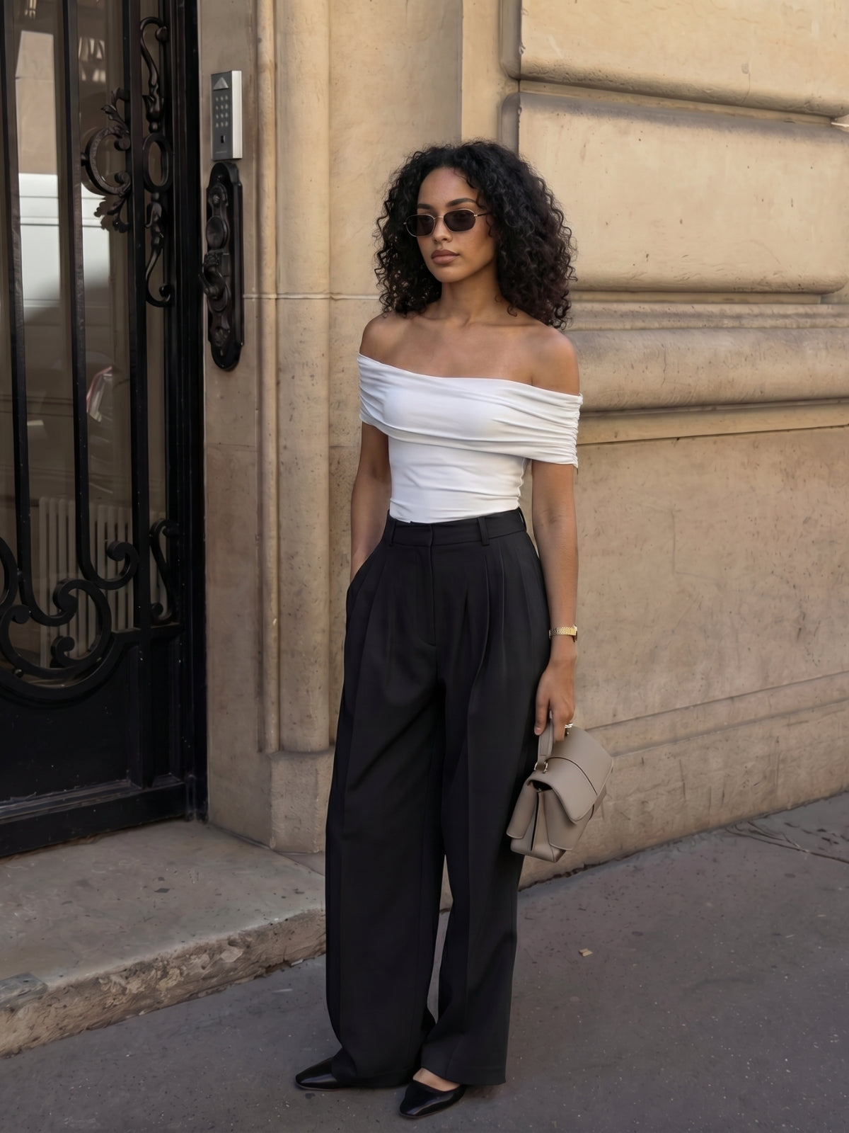 High Waist Pleated Wide Leg Trousers - Black