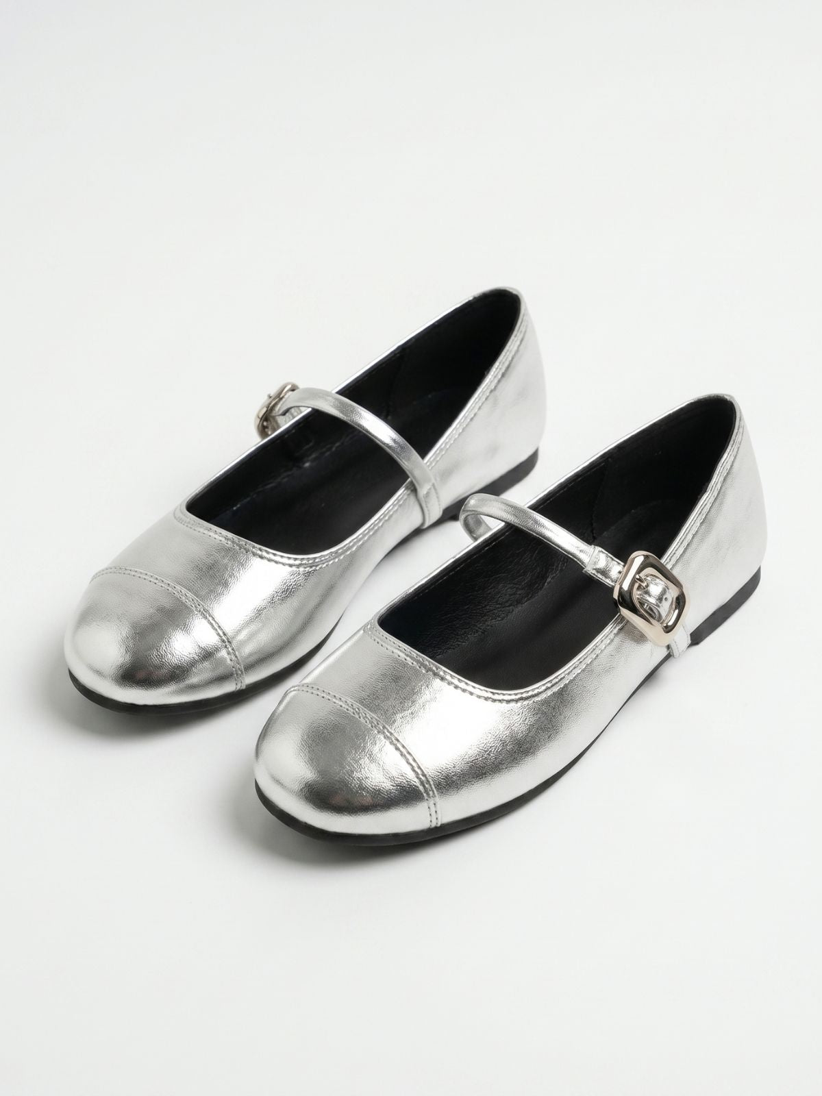 #color_silver